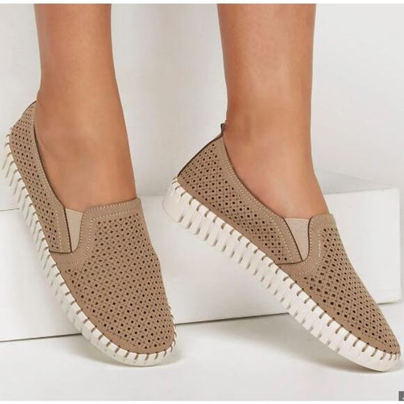 SKECHERS Suede Sepulveda Blvd. - A La Mode Slip-On Loafer Flat Shoe (9-9.5) - Picture 1 of 9